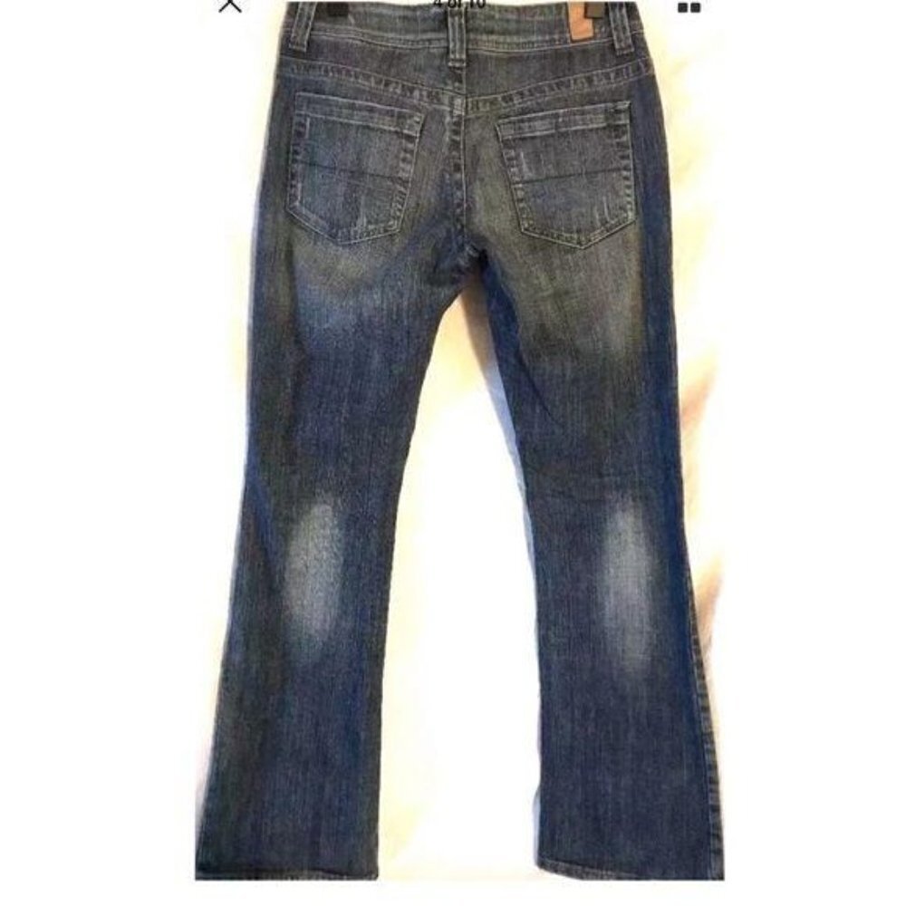 Maurices Morgan Womens Distressed Bootcut Jeans 5/6 Stretch Medium Wash 30x33
